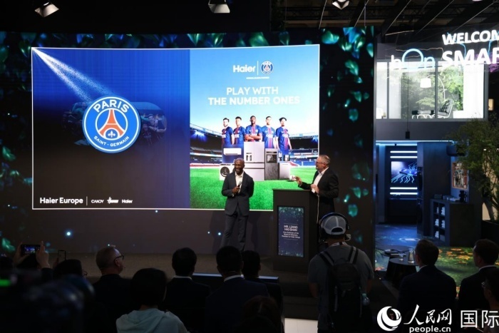 向欧洲乃至 向欧洲乃至